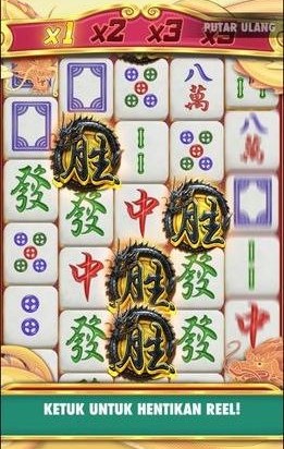 Black Scatter Mengisi Dompet